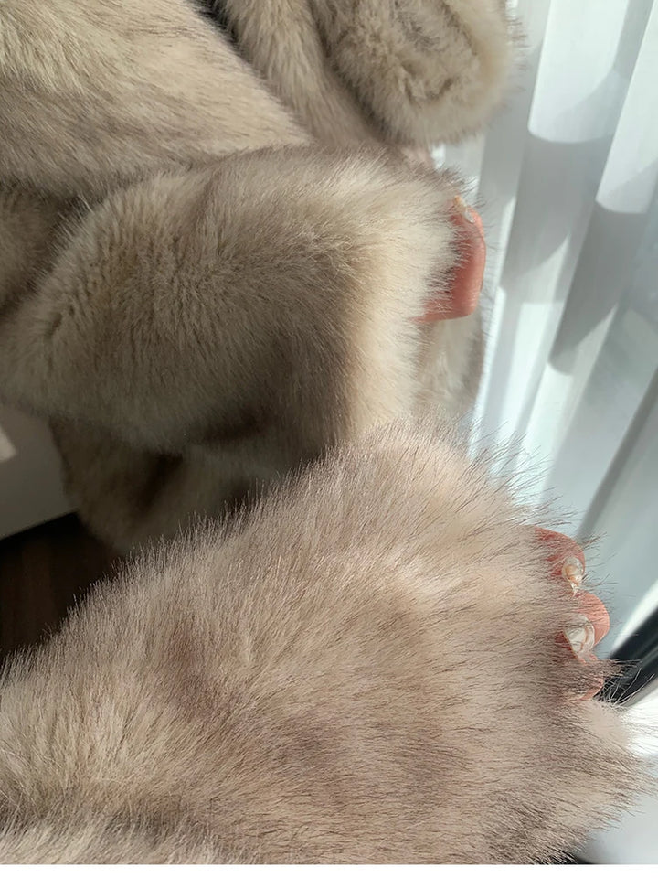 Lautaro Women’s Oversized Faux Fox Fur Coat – Luxury Thick Warm Fluffy Jacket with Pockets, Autumn Winter